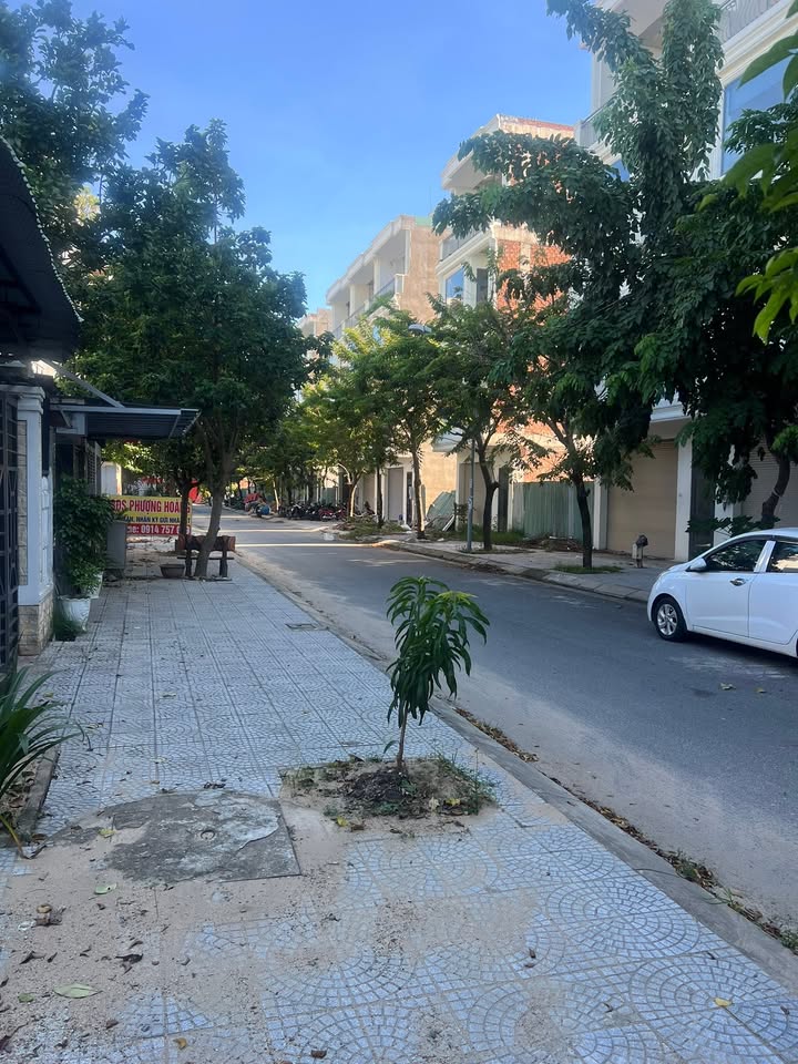 Đất nền Hòa Quý Đà Nẵng 120m² giá 4 tỷ - Đầu tư sinh lời ngay!