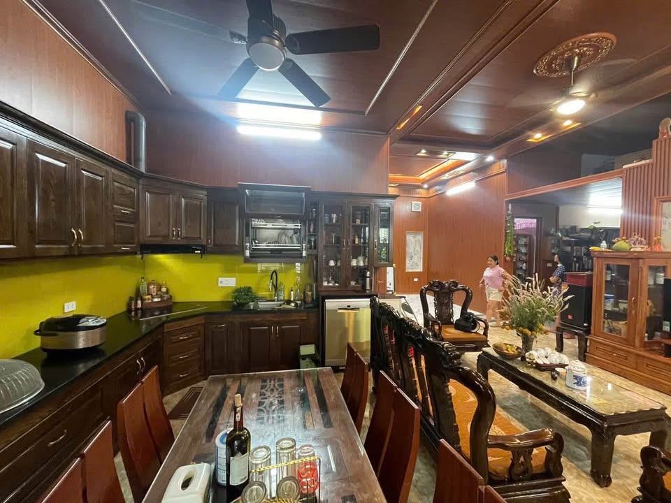 Nhà riêng Quảng Hưng, Thanh Hóa 165m² giá 6.95 tỷ - Vị trí đắc địa, chính chủ bán!