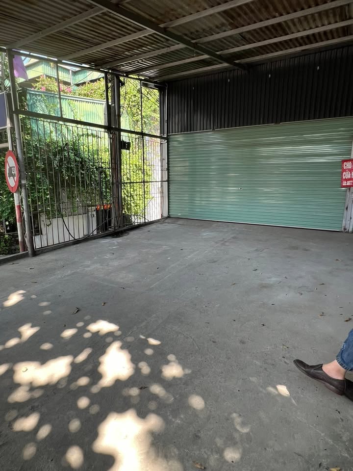 Cửa hàng cho thuê đường Hoàng Tăng Bí 30m² - Gác xép tiện lợi