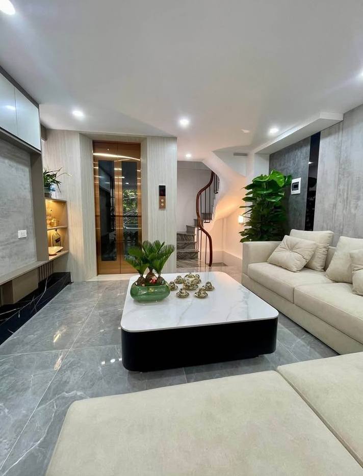 Nhà 6 tầng Trần Phú Hà Đông 58m² giá 8.5 tỷ - Vị trí kinh doanh đắc địa!