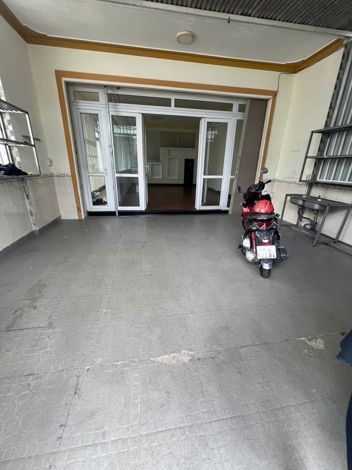 Cho thuê mặt bằng Đà Lạt 70m² giá 8 triệu - Thích hợp làm showroom, spa!