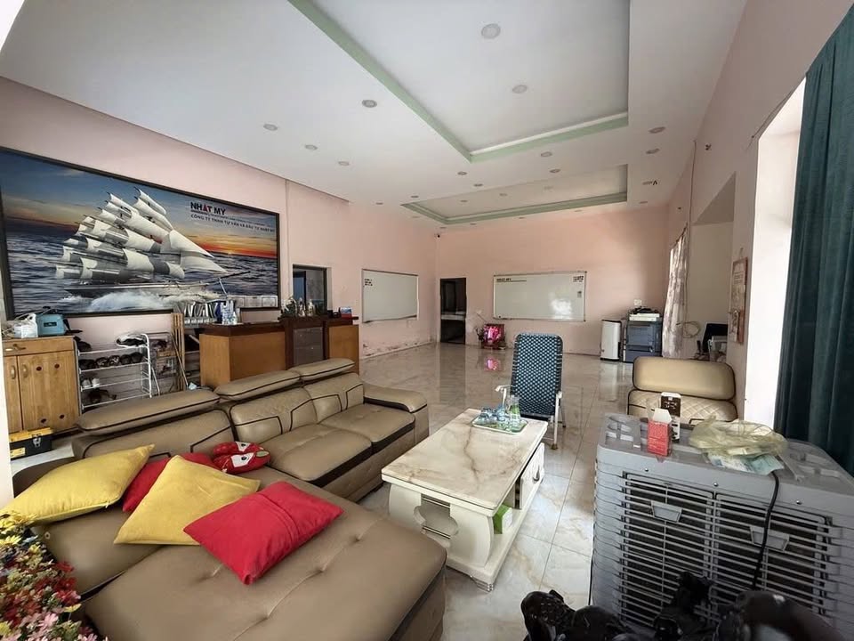 Cho thuê nhà trệt 500m² Bùi Đình Túy, Bình Thạnh - Giá 50 triệu/tháng, thương lượng!