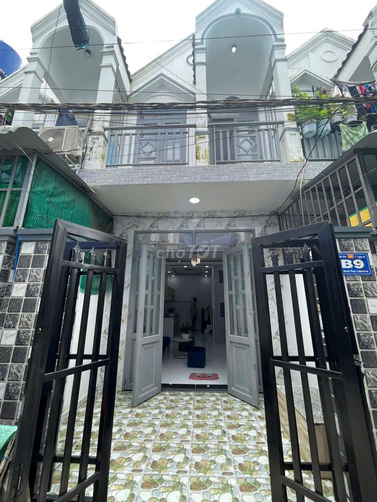 Nhà 2 tầng Hóc Môn 32m² giá 415 triệu - Chính chủ sang tên ngay!