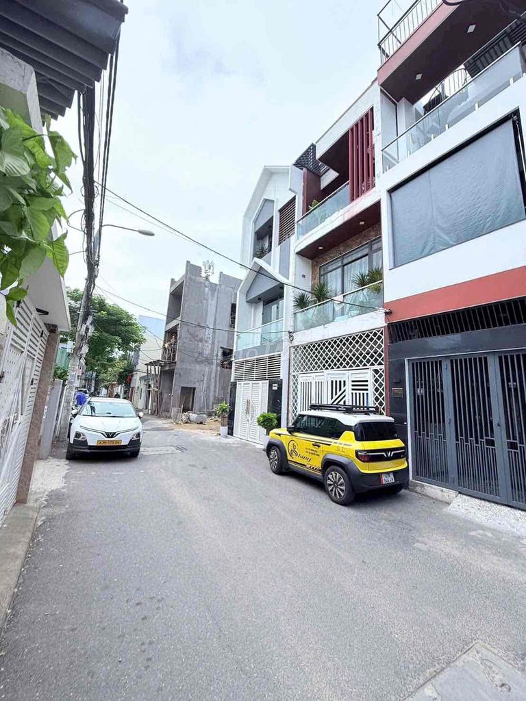 Bán nhà 3 tầng kiệt ô tô 8m tại Hà Huy Tập, Thanh Khê - Giá 5.43 tỷ có thương lượng!