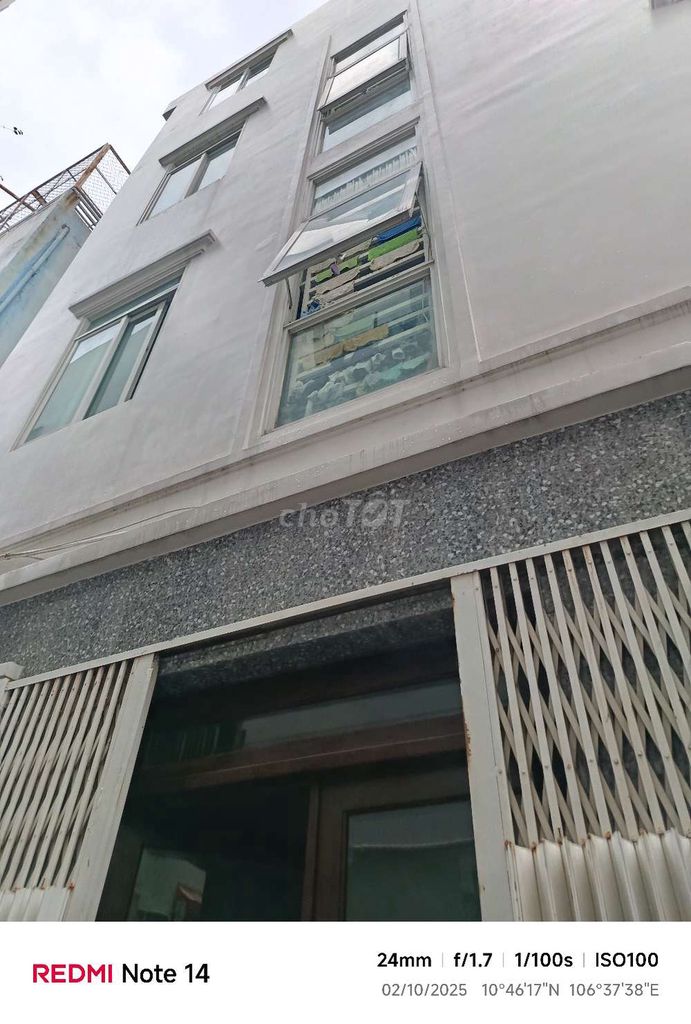 Nhà phố Tô Hiệu, quận Tân Phú 33.6m² giá 5.5 tỷ - Sẵn sàng vào ở ngay!