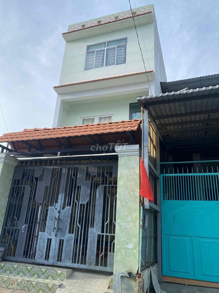 Nhà mặt tiền đường nhựa 8m Bình Chánh 120m² giá 5.43 tỷ - Đầu tư sinh lời ngay!