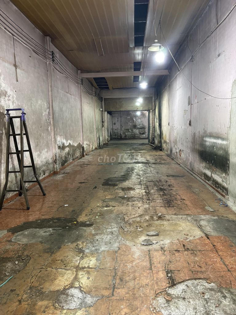 Cho thuê mặt bằng 200m² tại Lương Thế Vinh - Phù hợp làm kho bãi, văn phòng