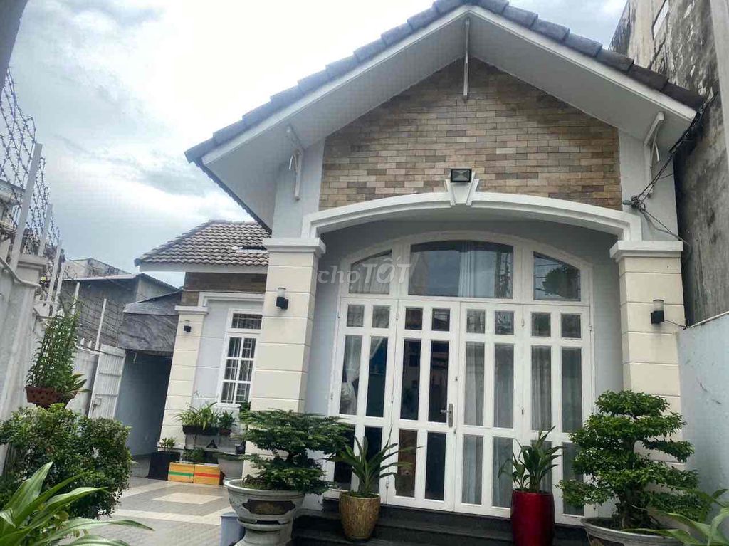 Cho thuê nhà nguyên căn Quận 7, 146m² - Nhà mới đẹp, đầy đủ tiện nghi!