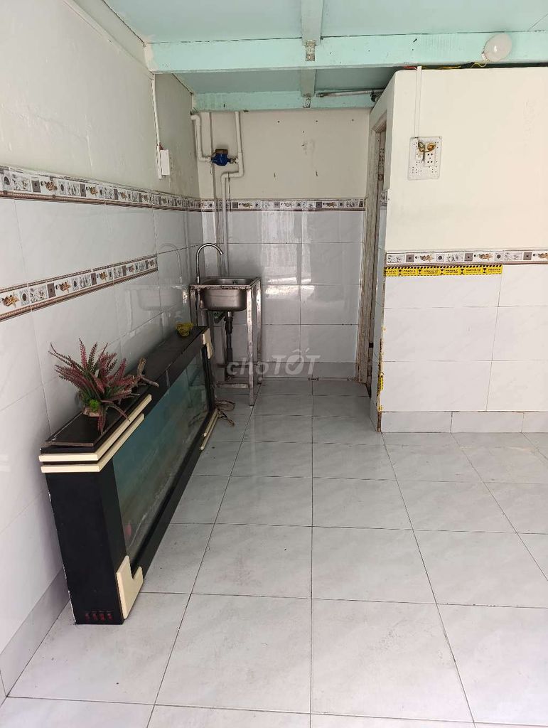 Phòng cho thuê quận Tân Bình 11m² giá 2.7 triệu - Tiện nghi và an ninh