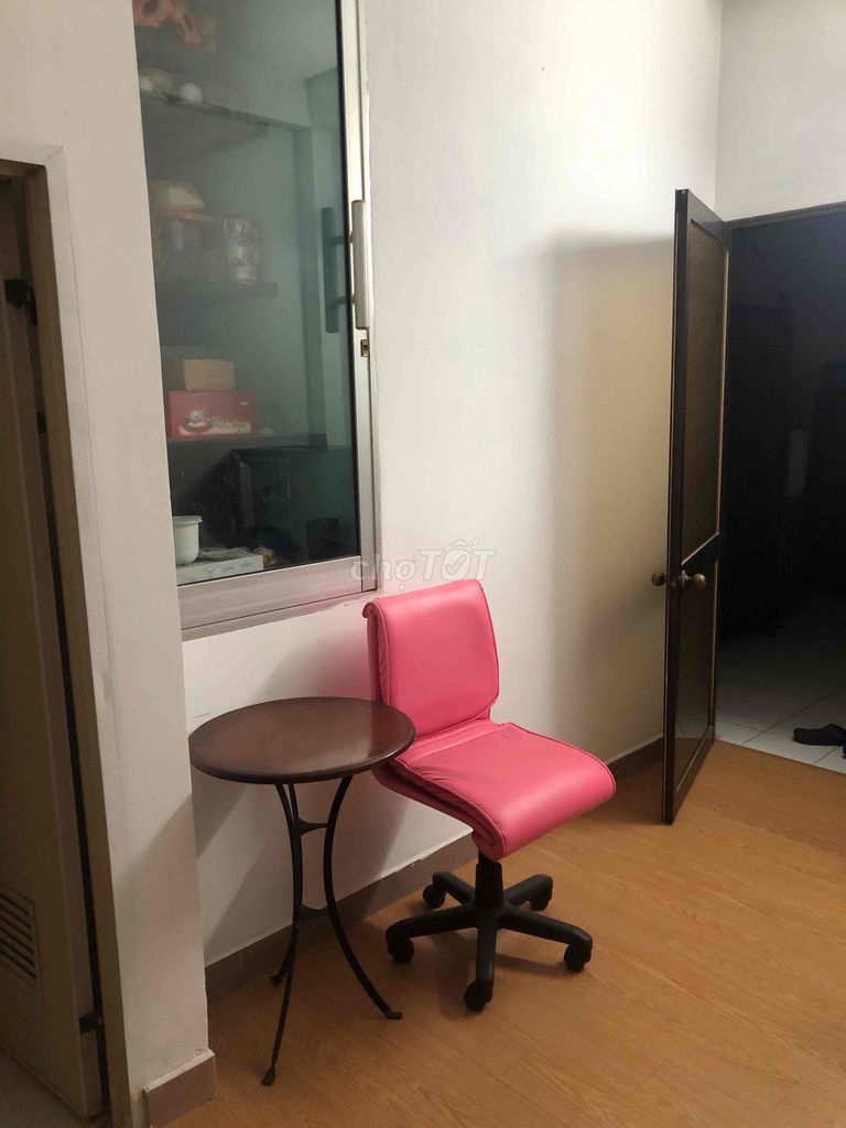 Phòng trọ 14m² tại Quận 10 - Cho nữ thuê ngay trung tâm thành phố