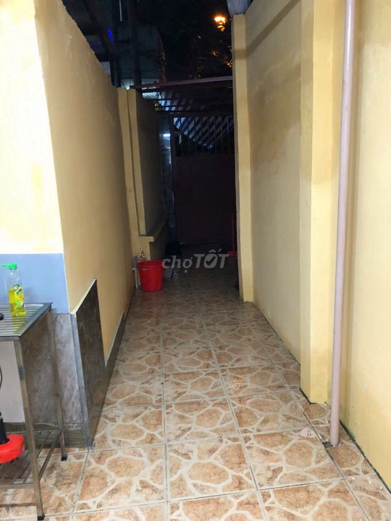 Nhà cho thuê Quận 6 60m² giá 8 triệu - Khu an ninh sầm uất!