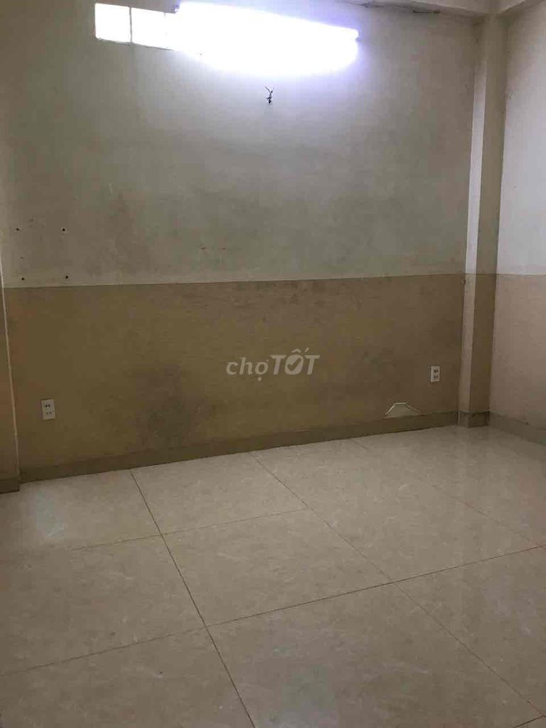 Phòng trọ Tân Phú 14m² giá 1.7 triệu - Tiện nghi đầy đủ, tiện di chuyển!