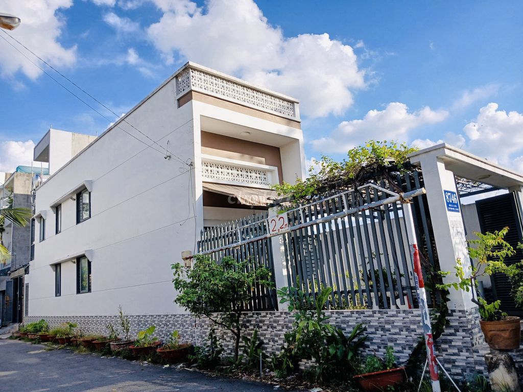 Nhà cho thuê căn góc Hiệp Bình Phước 108m² giá 11.5 triệu - Chính chủ, đã có nội thất!