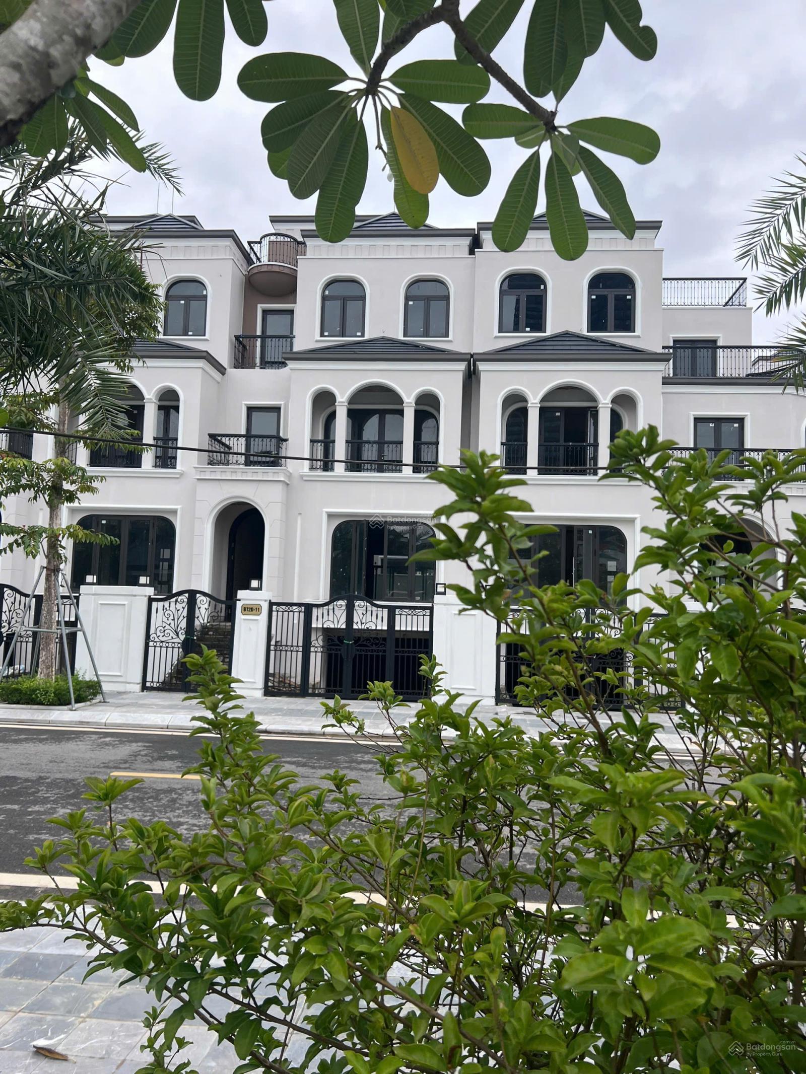 Bán biệt thự kiểu mới lô góc Ciputra 140m² giá 49 tỷ - Sẵn sàng bàn giao ngay!