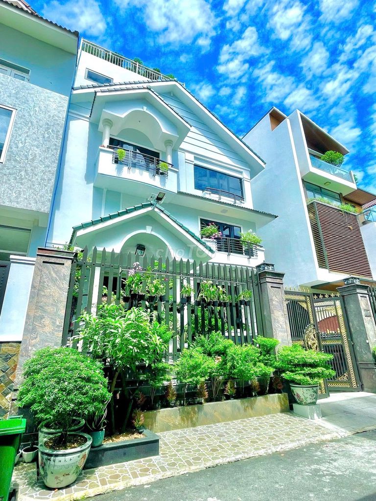 Cho Thuê Nhà Nguyên Căn 24/4F Đường Phạm Ngọc Thạch, P6, Q3 - Thiết Kế Hiện Đại, Đậu Đỗ Ô Tô