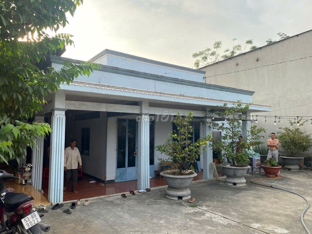 Bán nhà 2 mặt tiền đường nhựa Đức Hòa Thượng, Long An 345m² - Tiềm năng kinh doanh lớn!