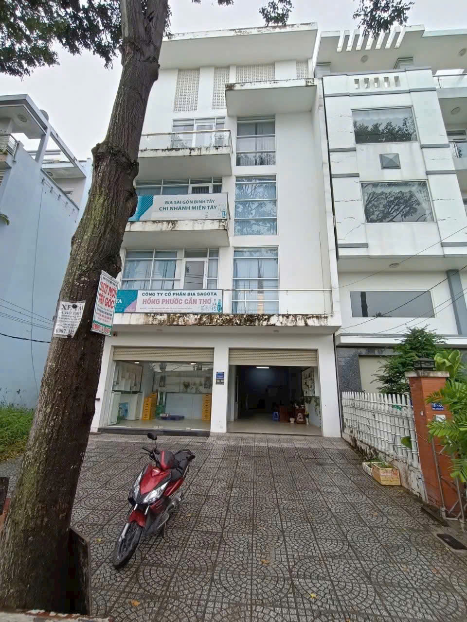 Cho thuê tòa nhà mặt tiền 1000m² Nguyễn Văn Cừ Nối Dài Cần Thơ - Vị trí trung tâm thuận lợi!