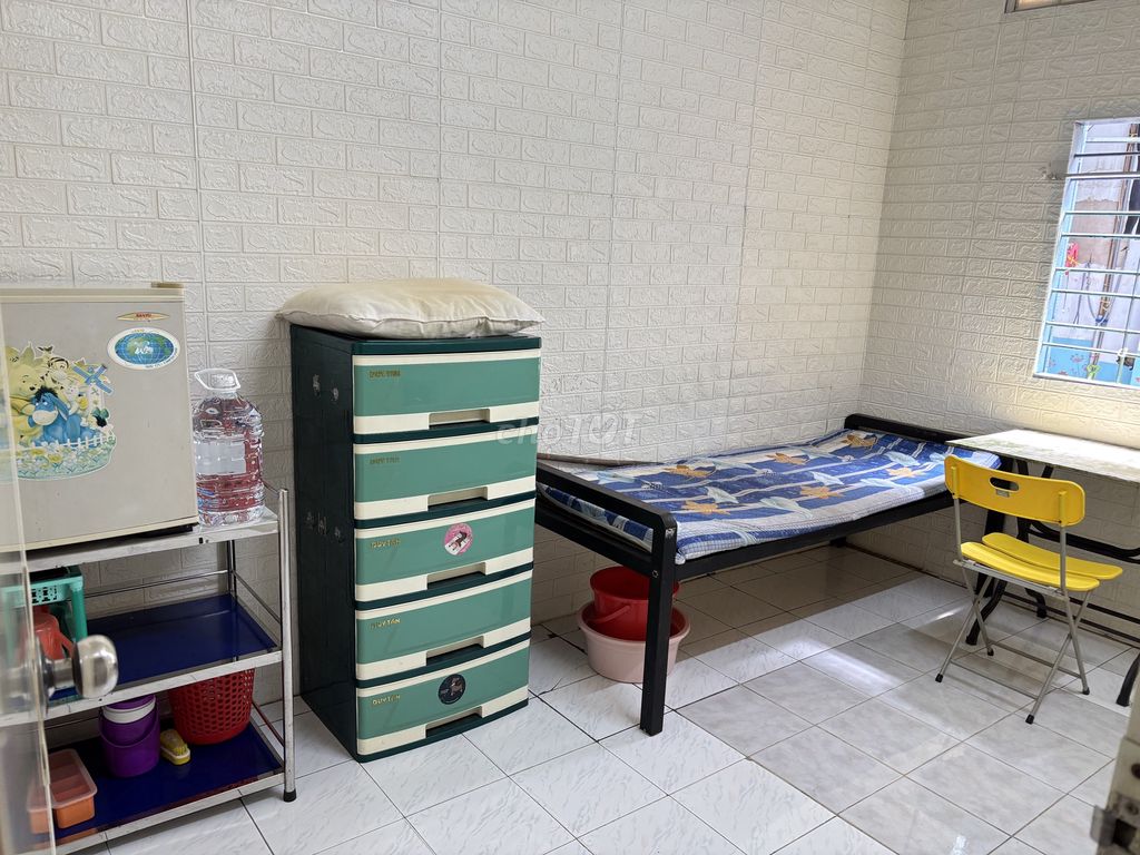 Phòng cho thuê 12m² tại Quận Tân Phú - An ninh, yên tĩnh, thích hợp cho sinh viên