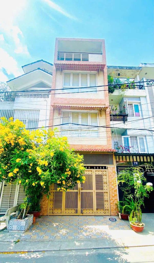Nhà chính chủ Quận 12, 1 trệt 3 lầu, 70m² giá 8.5 tỷ - Đường nhựa 10m thông thoáng!