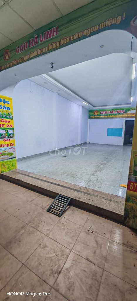 Mặt bằng kinh doanh mặt tiền Tân Hương, quận Tân Phú 75m² - Giá thuê chỉ 18 triệu