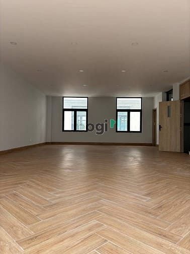 Cho thuê văn phòng 70m² tại Vinhomes Grand Park - Giá chỉ 6 triệu/tháng