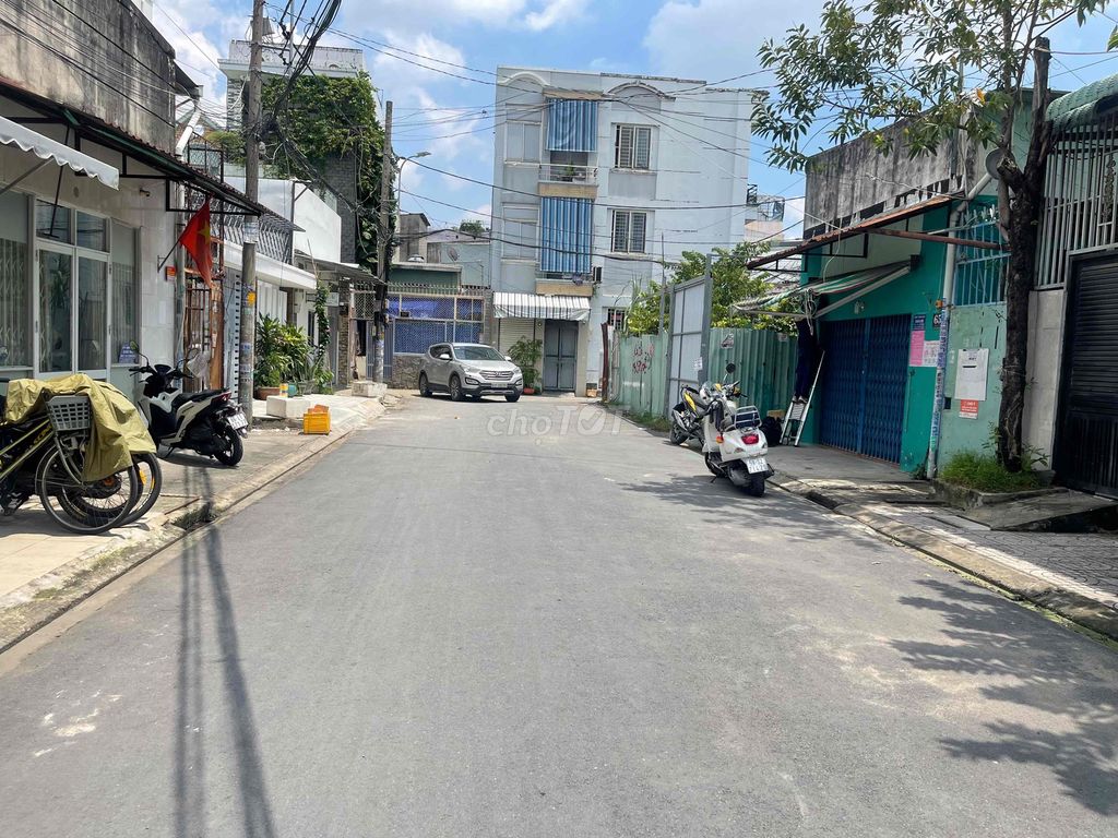 Phòng trọ 24m² tại Thủ Đức giá chỉ 2 triệu - Gần chợ Bình Triệu!