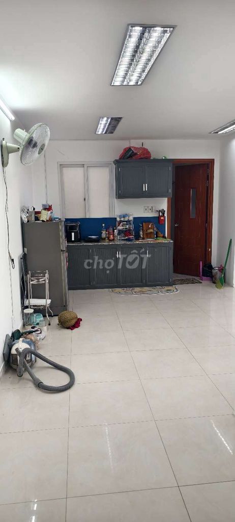 Phòng ở ghép 80m² tại Tân Bình - Giá chỉ 2.7 triệu, thoải mái sinh hoạt!