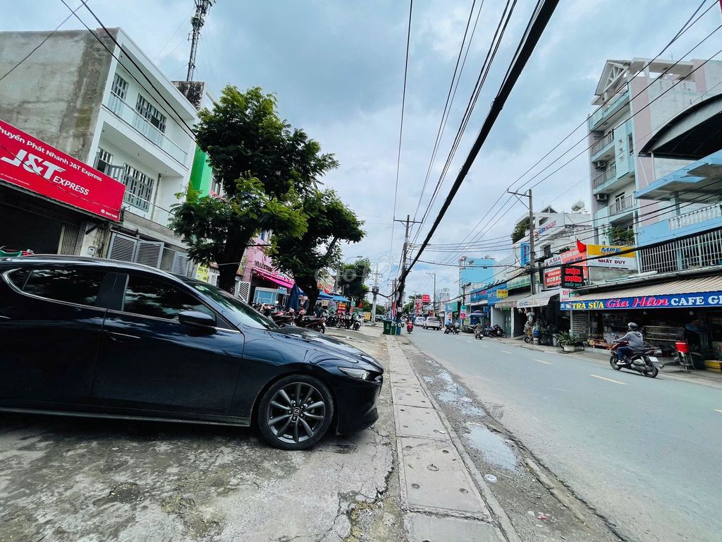 Nhà nguyên căn mặt tiền Nguyễn Duy Trinh 225m² giá 75 triệu - Chính chủ cho thuê ngay!