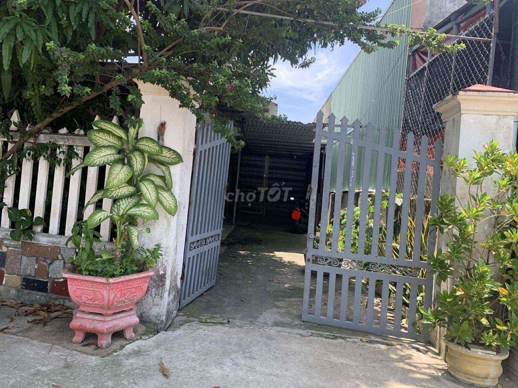 Nhà cấp 4 cho thuê tại kiệt 144 Trần Hưng Đạo - 1.5 triệu/tháng, phù hợp cho nữ hoặc hộ gia đình!