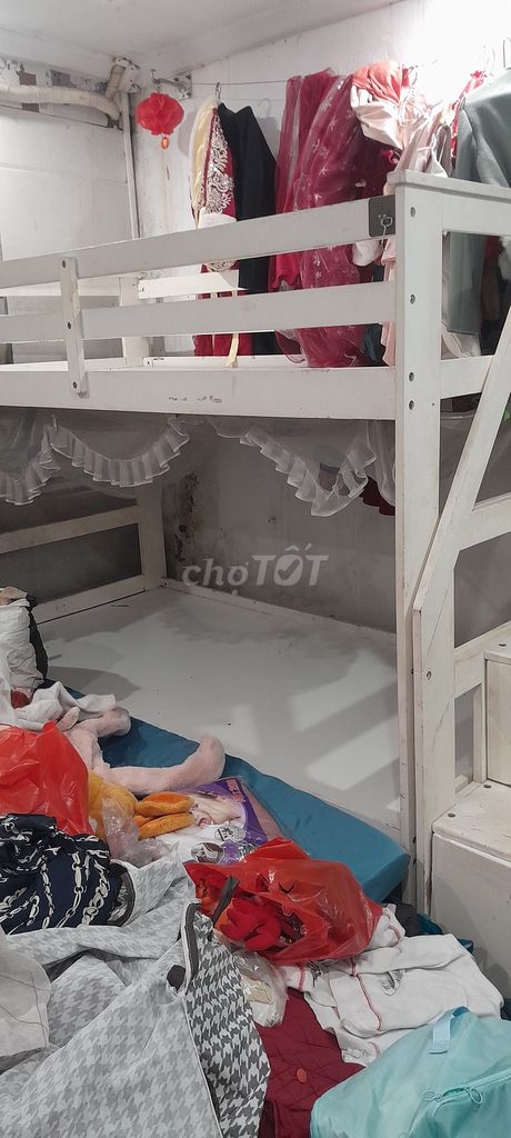 Phòng cho thuê kép kín tại Ba Đình 25m² giá 2.5 triệu - Tiện nghi đầy đủ, tự do sinh hoạt!