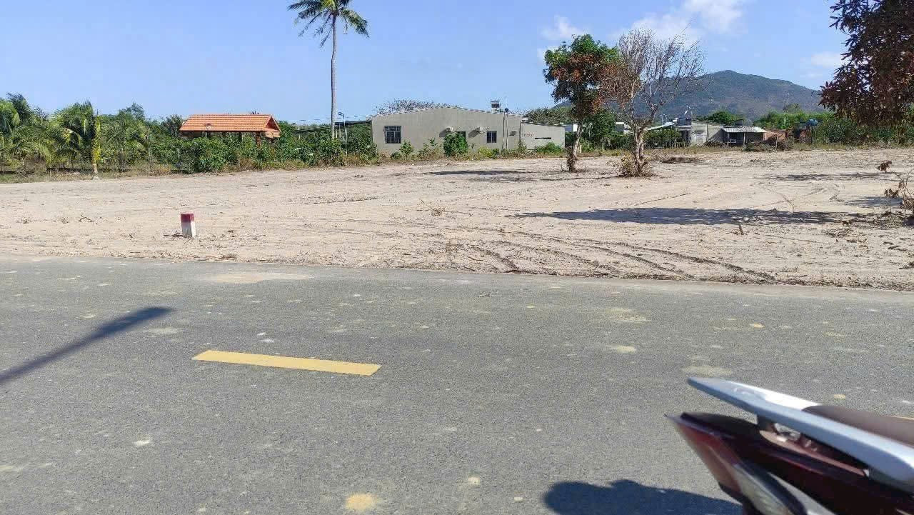 Đất nền biển Phước Hải 708m² giá 2.85 tỷ - Phù hợp làm nhà vườn nghỉ dưỡng!