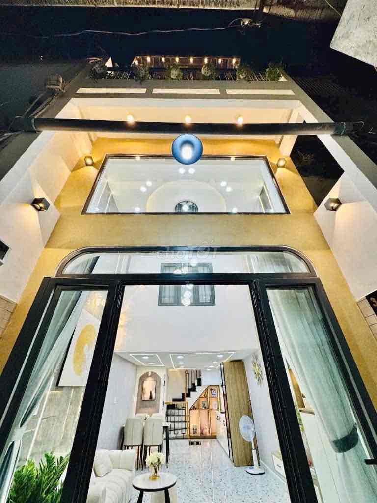 Bán gấp nhà Võ Thị Sáu, Quận 3, 40m² giá chỉ 7.45 tỷ - Sổ hồng chính chủ!