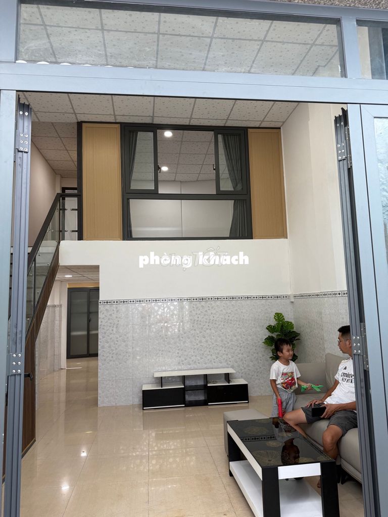 Nhà chính chủ Quận 4 55m² giá 5.1 tỷ - Vị trí đắc địa, an ninh tốt!