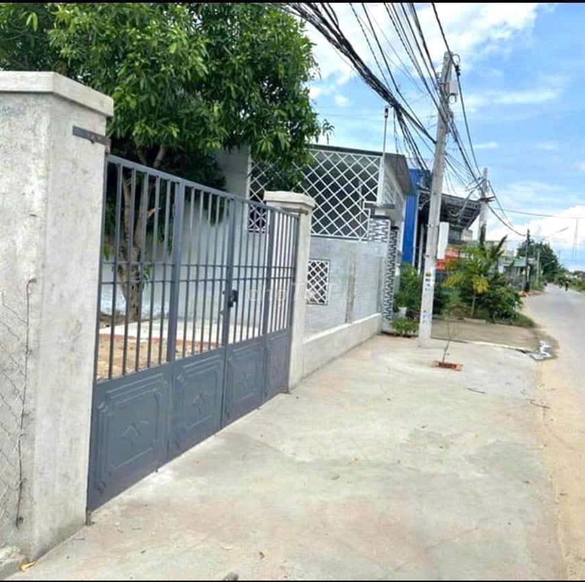 Đất nền 300m² thổ cư giá 560 triệu - Cơ hội đầu tư tuyệt vời tại Bình Dương!