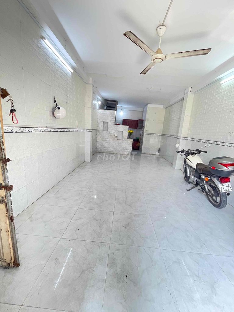 Nhà cho thuê 2 mặt tiền đường Lâm Thị Hố 40m² - An ninh, tiện nghi!