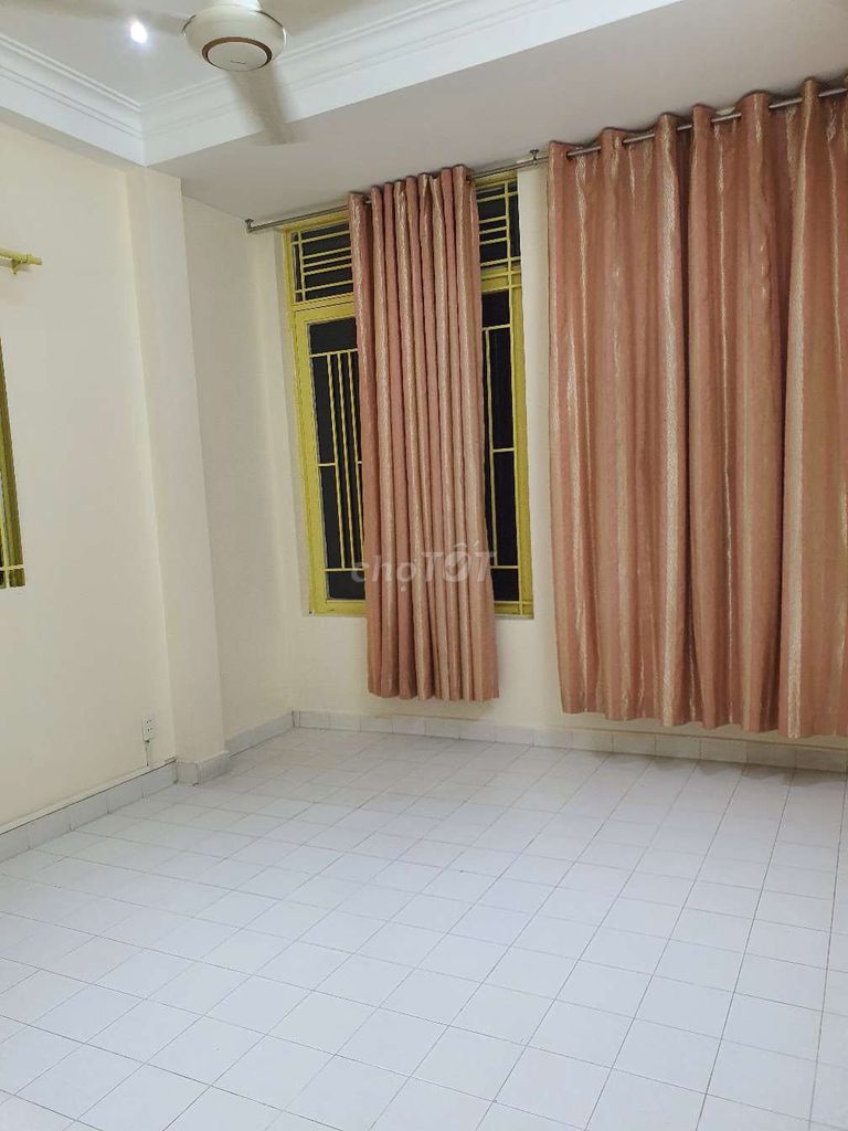 Phòng cho thuê 21m² tại Duy Tân, Phú Nhuận - Sạch sẽ, thoáng mát