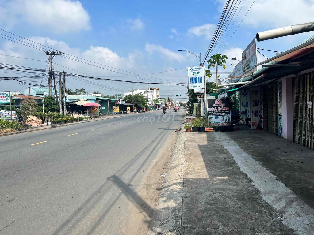 Kiot kinh doanh mặt tiền ĐT. 835 30m² giá 4 triệu - Mặt tiền sầm uất, cơ hội đầu tư tuyệt vời!