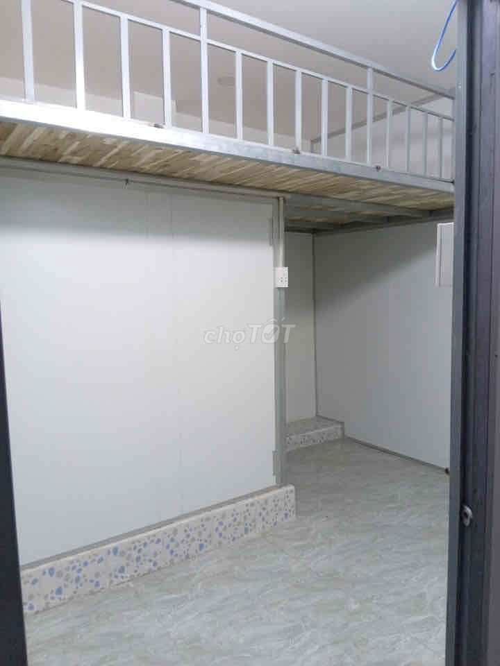 Phòng trọ 12m² đường Nguyễn Ảnh Thủ, quận 12 - An ninh tốt, giờ giấc tự do!