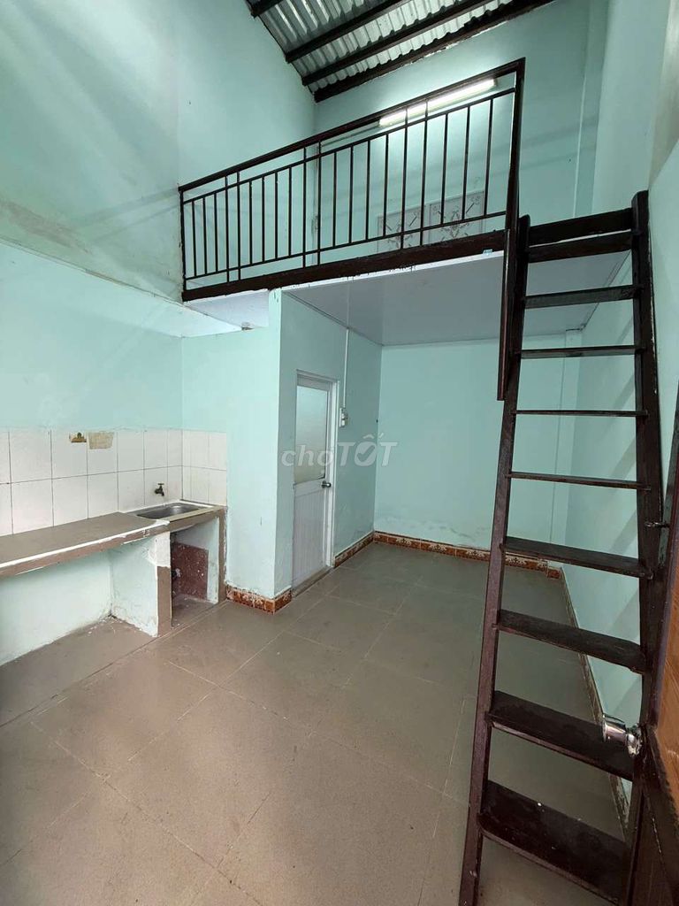 Phòng cho thuê tại Nhà Bè 18m² giá 2 triệu - Yên tĩnh, thoải mái sinh hoạt!