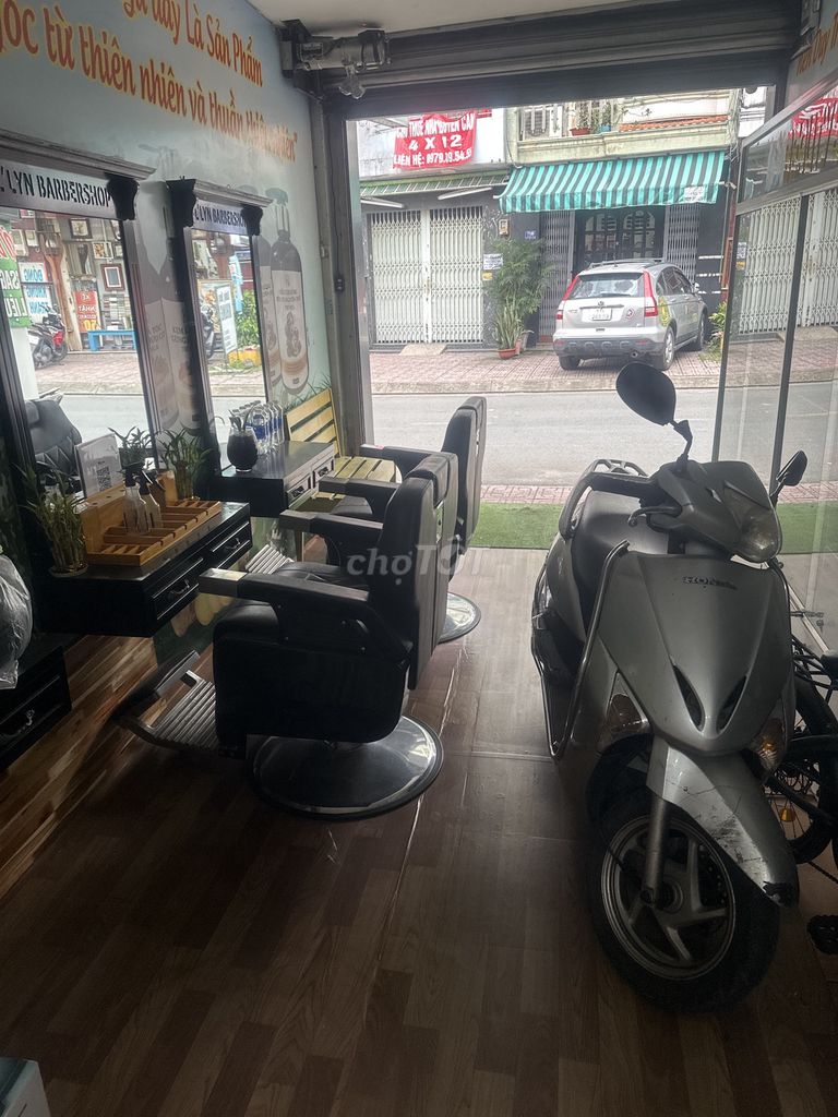 Cho thuê mặt bằng tiệm tóc tại Tân Bình 30m² giá 7 triệu - Đầy đủ trang thiết bị