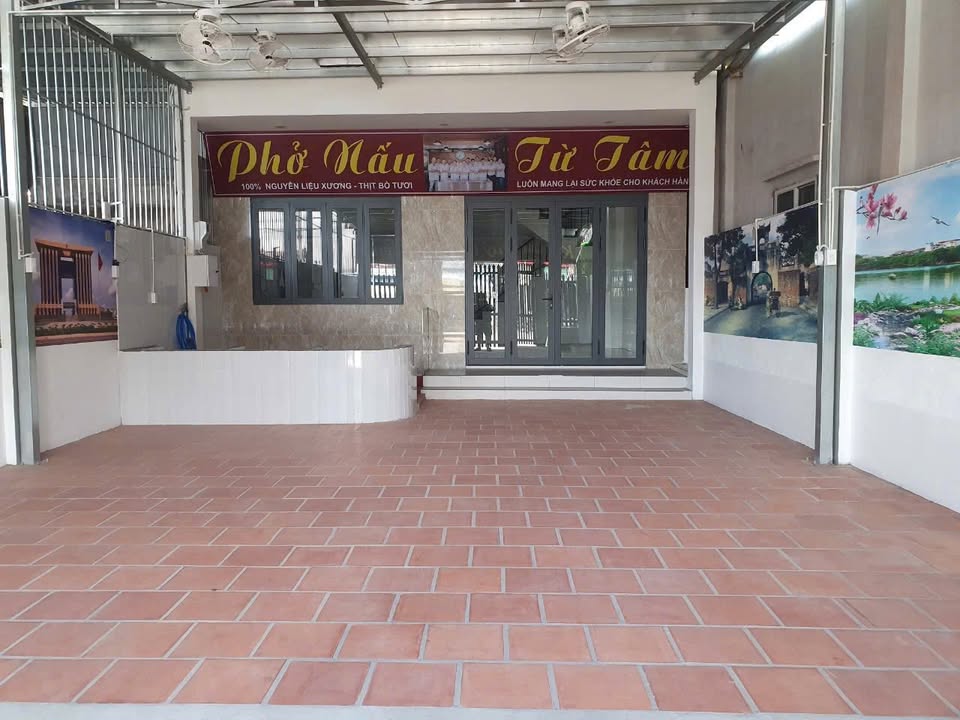 Nhà mặt tiền Tân Phước Khánh 154m² giá 15 triệu - Kinh doanh thuận lợi!