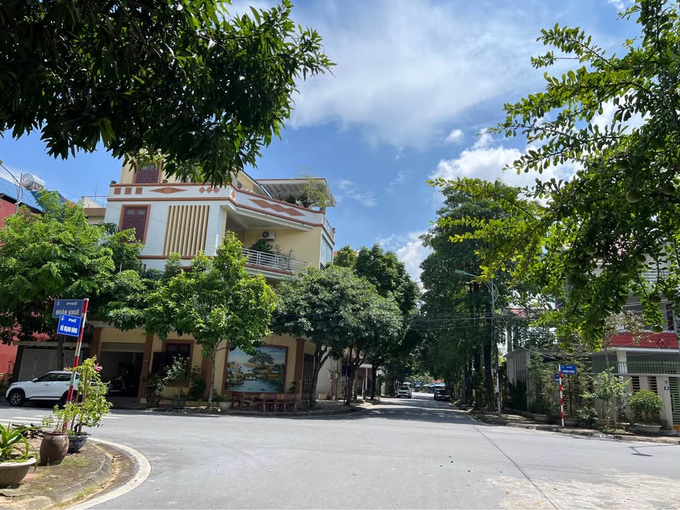 Đất nền mặt đường Vũ Mạnh Hùng, Nam Định 75m² giá 5.9 tỷ - Đầu tư sinh lời!