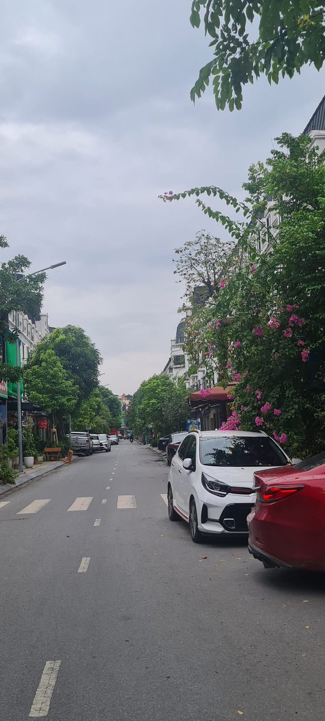 Townhouse Liền kề Lacasta Hà Đông 73m² giá 23 tỷ - Nội thất đẹp mắt, vị trí đắc địa!