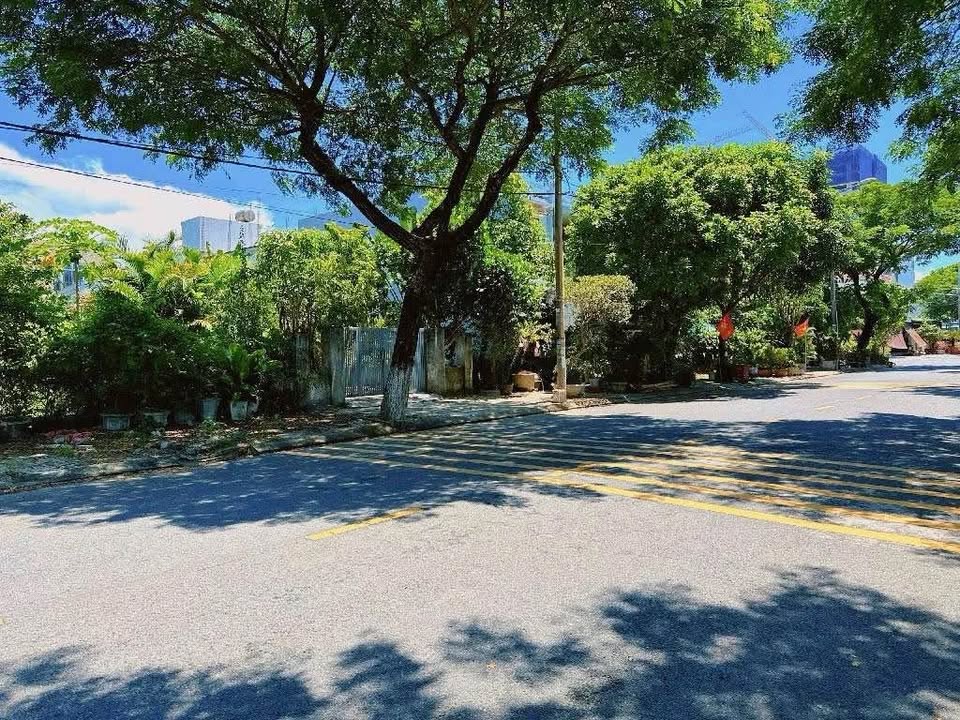 Đất nền Hòa Hải, Đà Nẵng 132m² giá 9 tỷ - Sổ đỏ chính chủ, xây dựng tự do!