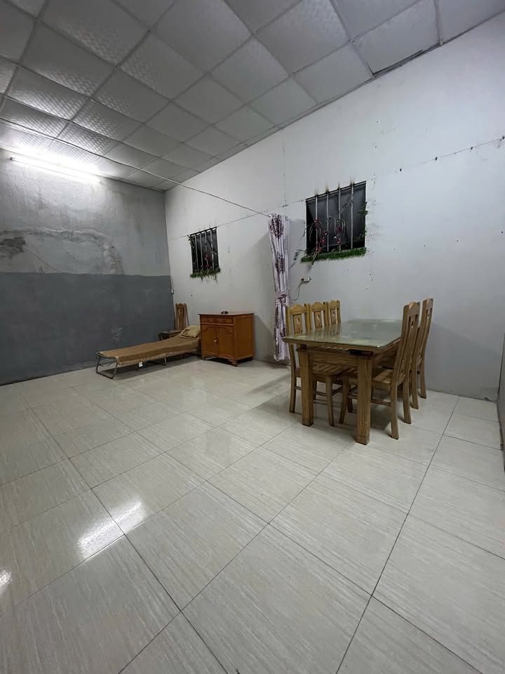 Nhà cấp 4 cho thuê tại Nam Dư, 30m² chỉ 3 triệu - Giờ giấc tự do!