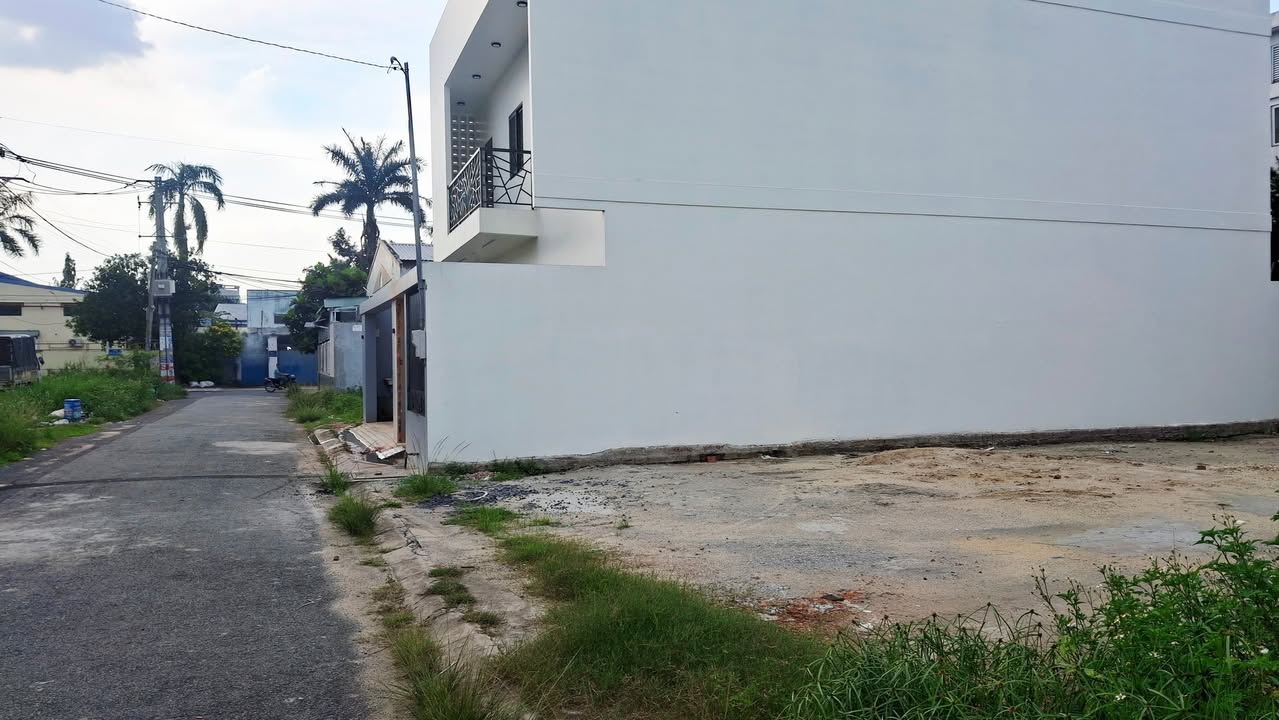 Đất nền Xuân Thới Sơn 180m² giá 5.7 tỷ - Đầu tư sinh lời ngay!