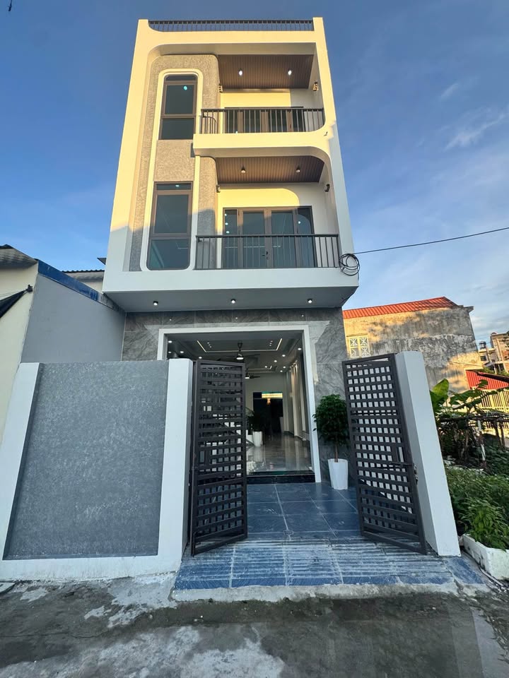 Nhà 3 tầng Phường Hồng An, Quận Hồng Bàng, 62,5m² giá chỉ 2.1 tỷ - Vị trí vàng gần trường học!