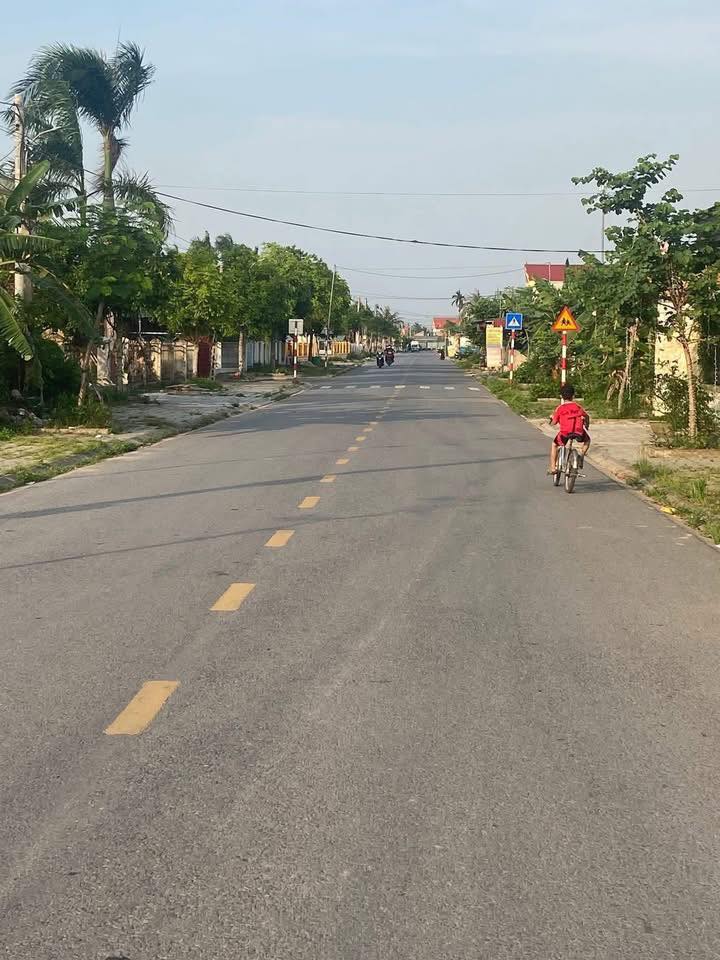 Đất nền An Định, An Thanh, Tứ Kỳ 145m² giá chỉ 500 triệu - Không gian thoáng mát, an ninh tốt!