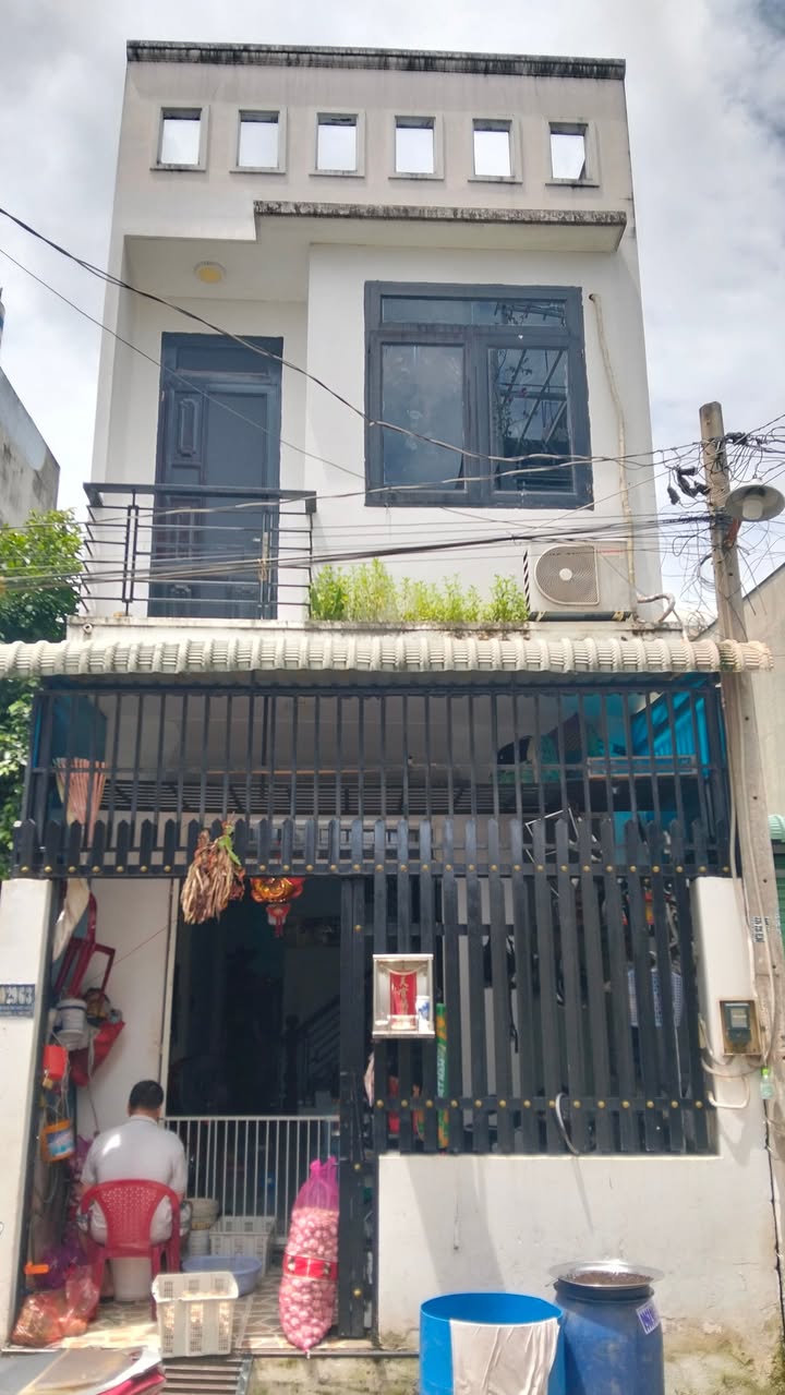 Nhà 2 tầng Ngô Chí Quốc, Bình Chiểu 58m² giá 3.9 tỷ - Sẵn sàng vào ở!