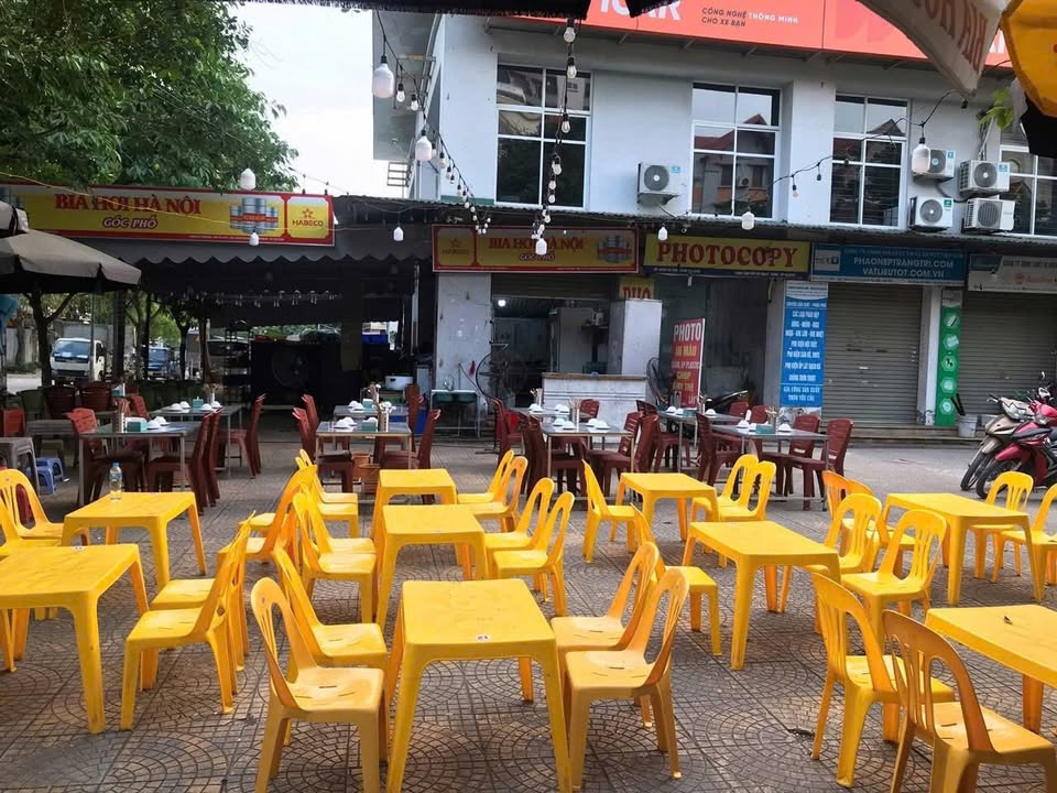 Quán bia Trung Văn 150m² giá 16 triệu/tháng - Sang nhượng kinh doanh ngay!